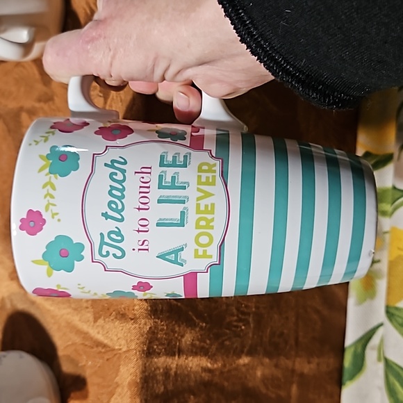 HOME ACCENTS Teacher Coffee Mug-18 oz-"To teach is to touch A LIFE FOREVER"-EC - Picture 2 of 6